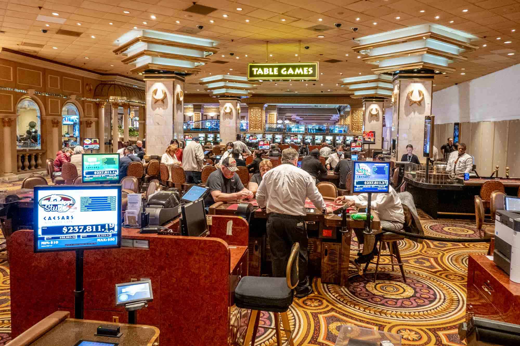 Blackjack'te Kazanma Stratejileri: Deneyimlerden Yansımalar